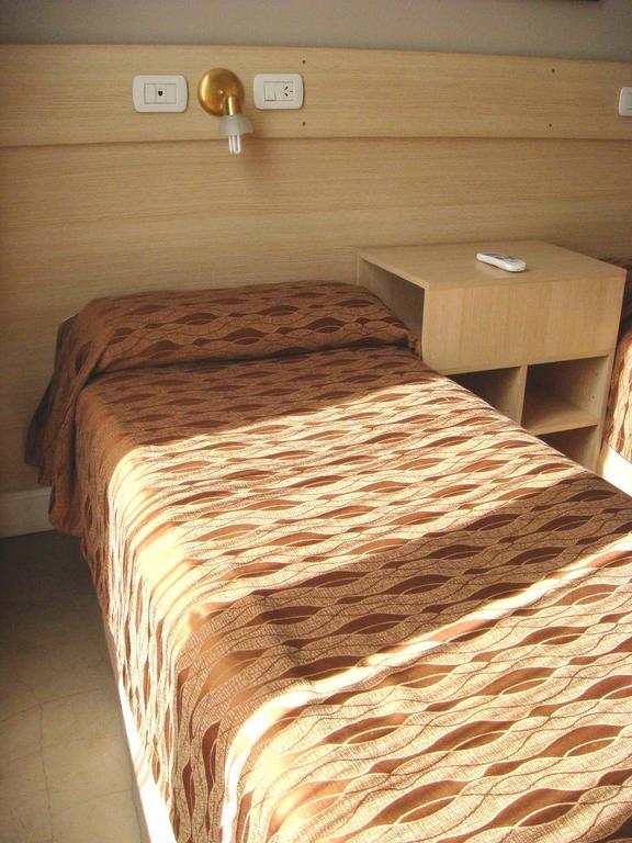 Hagoth Hostel Буенос-Айрес Номер фото